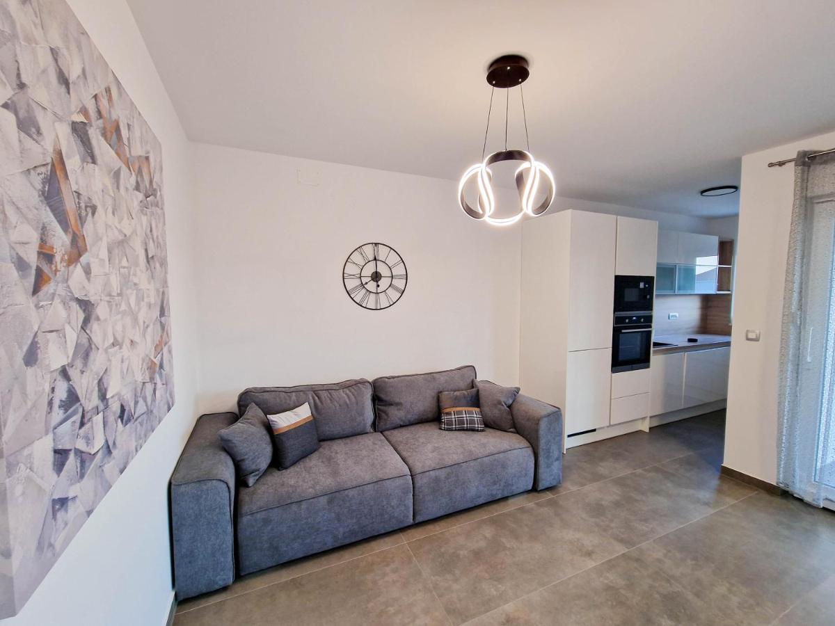 Villa Poseidon Novalja Eksteriør bilde