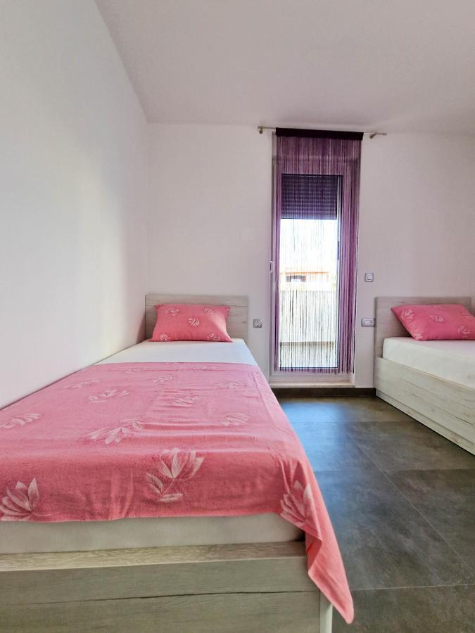 Villa Poseidon Novalja Eksteriør bilde